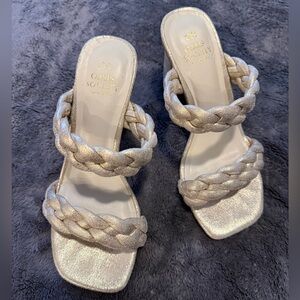 Oasis Society Women's Shimmering Gold Braided Heels